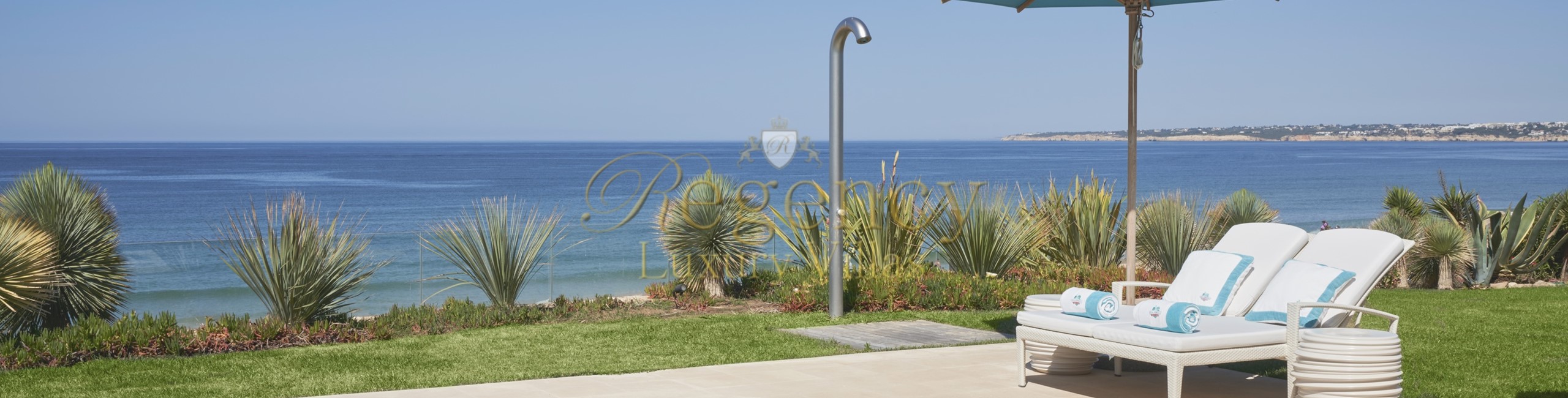 Luxury Beachfront Villa To Rent In The Algarve 05