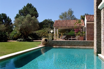 Magnifique villa de 5 chambres située au cœur de la zone Parque Atlantico à Quinta do Lago