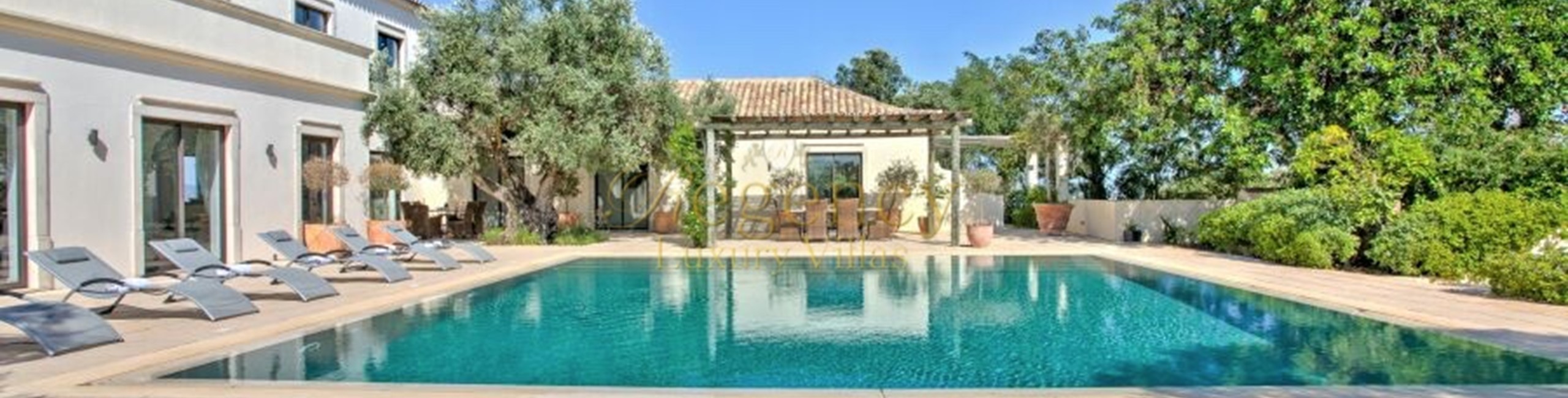 Villa to Rent In the Algarve Portugal With 3 Pools
