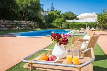 Luxury Villa to Rent in Vale do Lobo | 4 Bedrooms 