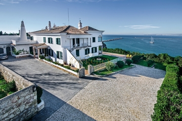 Magnifique villa de 9 chambres à louer en Algarve en bord de mer