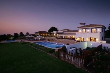 7 Bedroom Luxury Villa to Rent near Vilamoura