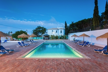 10 Bedrooms Luxury Villa to Rent in the Algarve near Lagos
