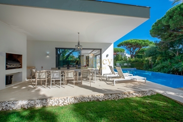Luxury Villa to rent in Vale do Lobo | 5 Bedrooms