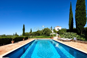 Luxury Villa to Rent in the Algarve 