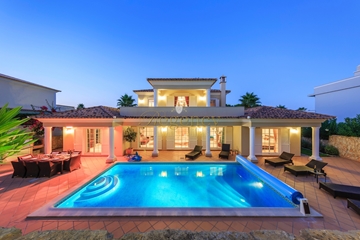 Villa Verdite | Maison moderne de 4 chambres à Vale do Lobo, avec piscine privée et salle de jeux