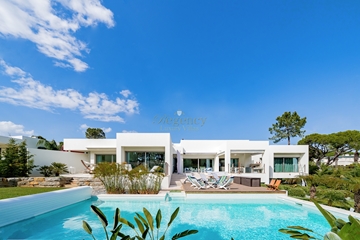Luxury Villa to Rent in Vilamoura | 3+1 Bedrooms