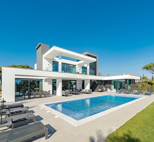 Vale do Lobo Luxury Villas to Rent Luxury Villa Rentals in Vale do Lobo Vale do Lobo Luxury Villas to Rent Luxury Villa Rentals in Vale do Lobo