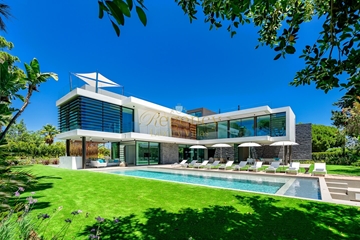 Magnifique Villa contemporaine de 6 chambres idéalement située à Vale do Lobo