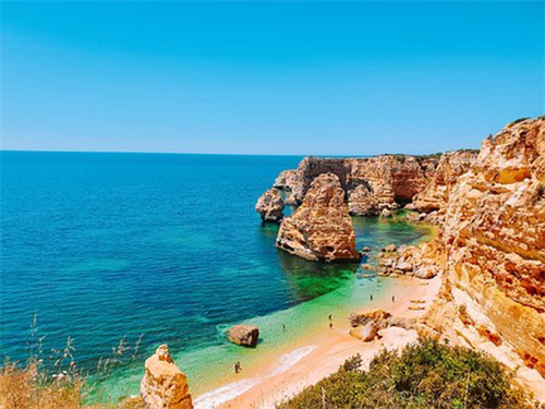 Luxury Villa To Rent In The Algarve