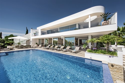 Luxury Villa To Rent In The Algarve Near The Beach 36