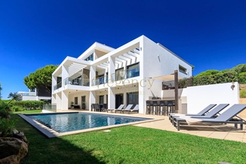 Villa Perline | Maison moderne de 4 chambres à Vale do Lobo, avec piscine privée et vue mer