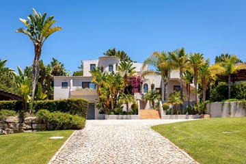 Luxury Villa to Rent in Quinta do Lago | 4 Bedrooms