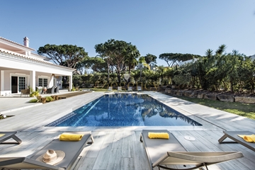 Magnifique villa située à Vale do Lobo, avec piscine et jardins privés