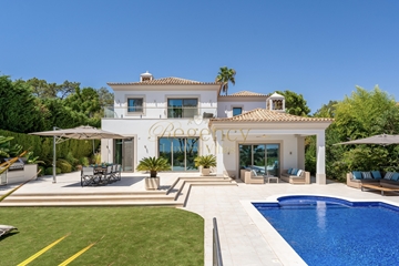 Luxury Villa to Rent in Quinta do Lago | 4 Bedrooms