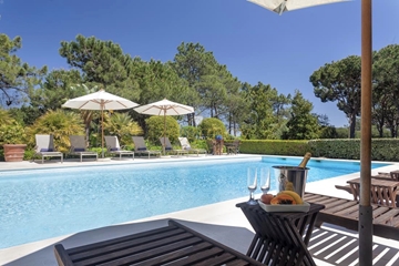 Villa de charme située à Quinta do Lago avec jardin et piscine privée
