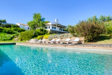 Grande villa de luxe de 4 chambres située dans la région de Grandola, avec piscine privée